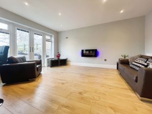 Lounge Area- click for photo gallery